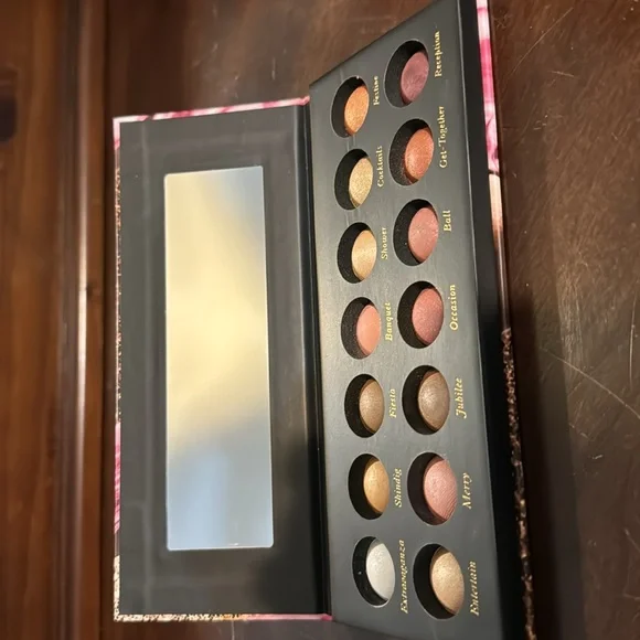 Laura Geller The Delectables 14 multi-finish baked eyeshadows PINK PROSECCO - Picture 2 of 6